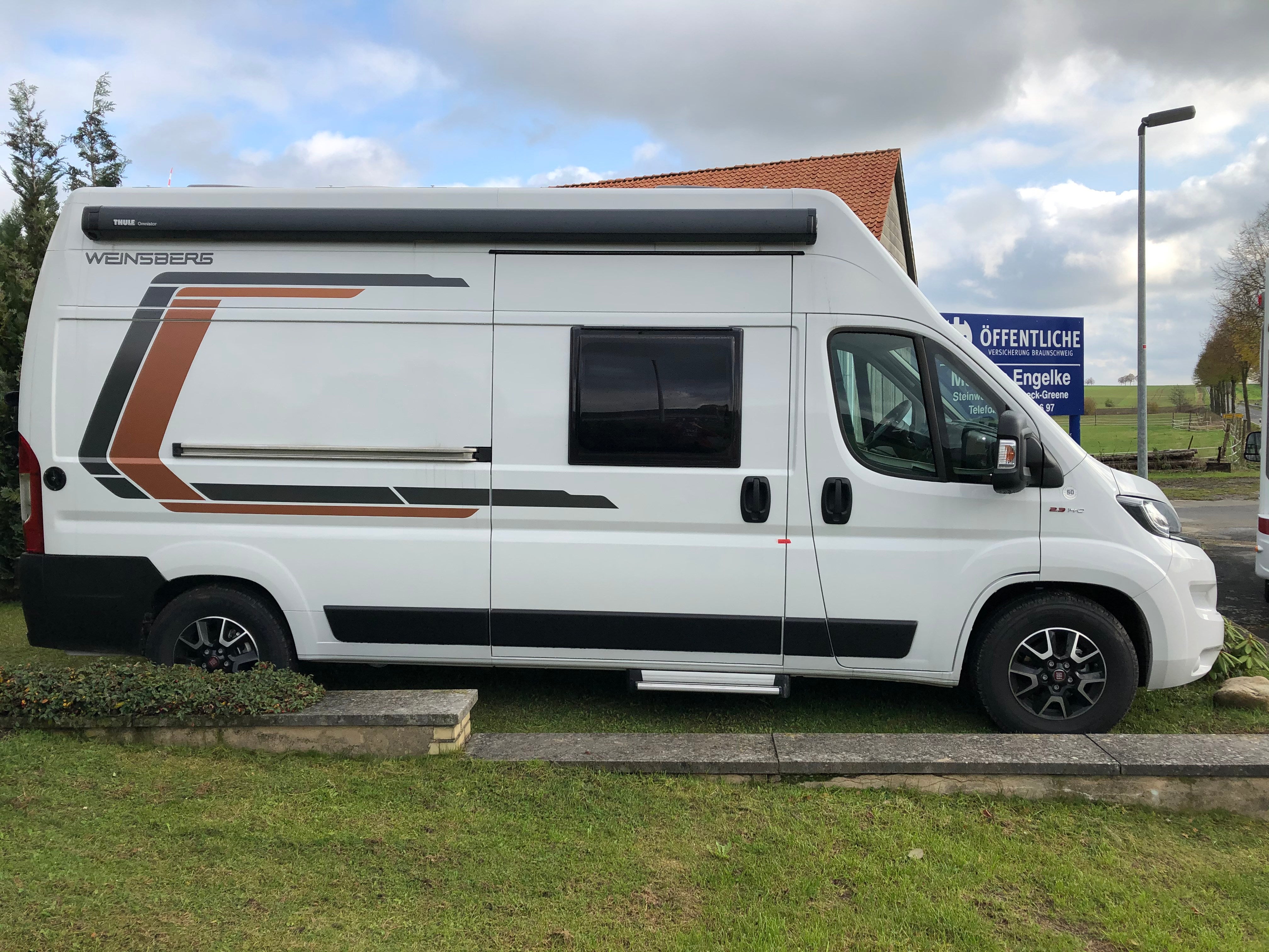 Kastenwagen Weinsberg CaraBus 600DQ für 4 Personen