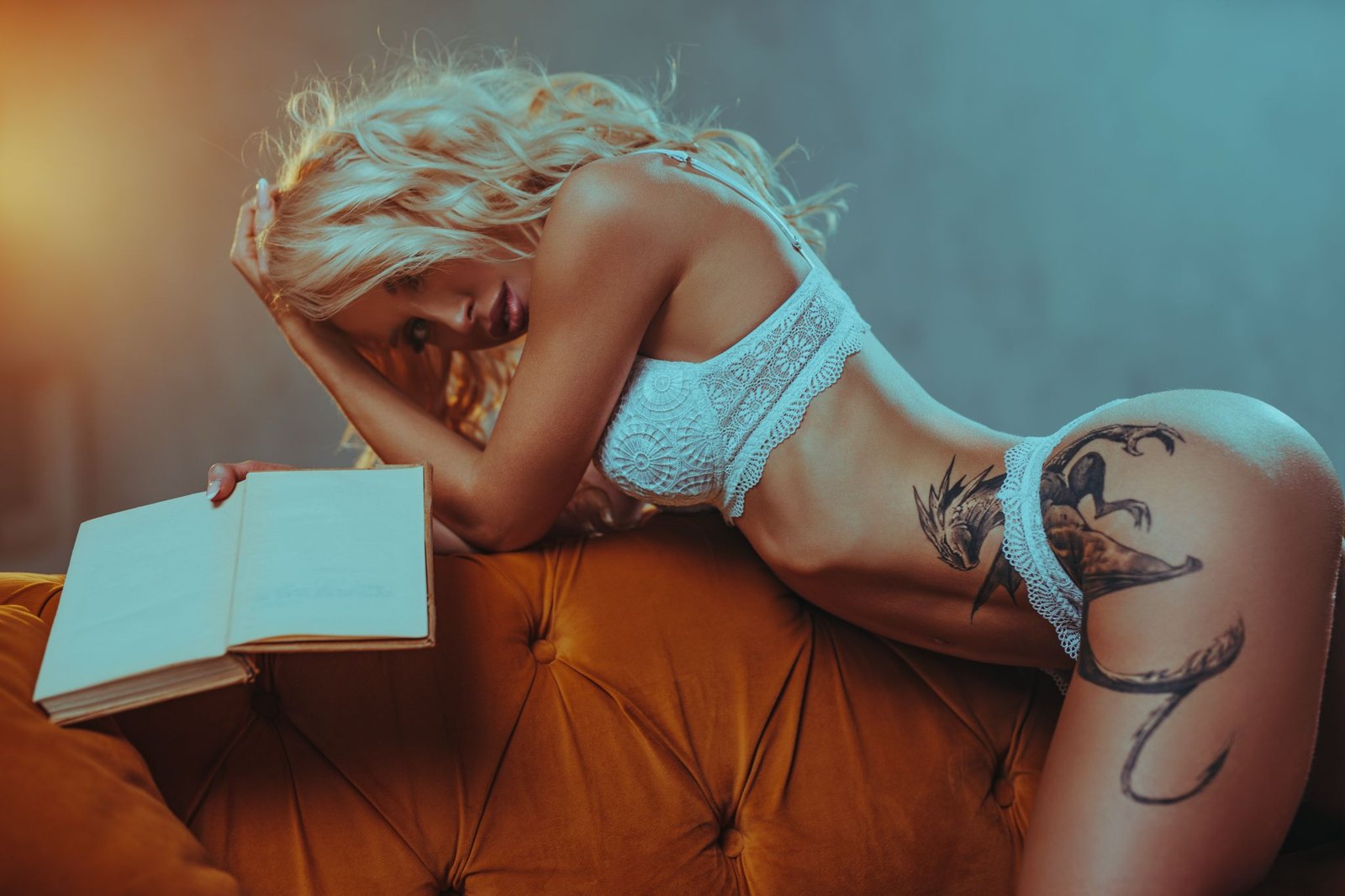 Stripperin Devine buchen – absolut heiße Stripshow