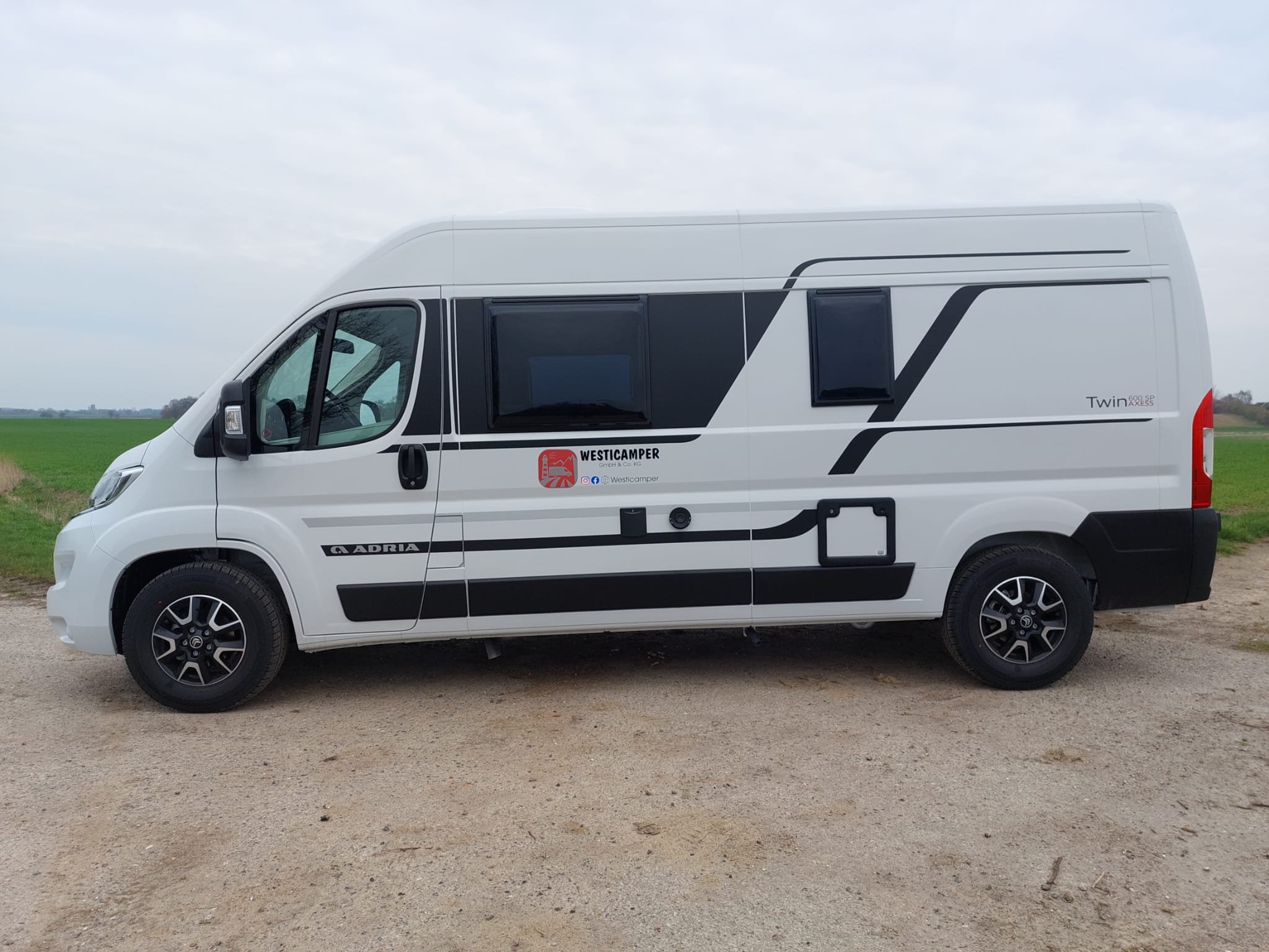Adria Twin 600Sp – 3