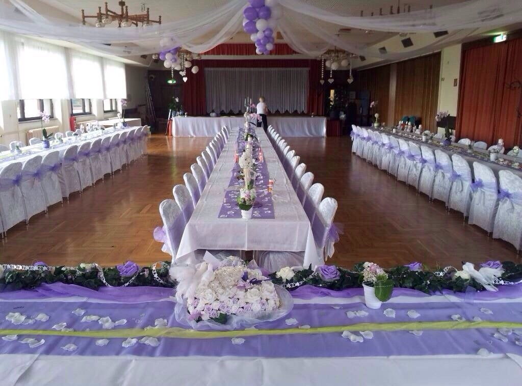 Stuhlhussen / hochwertige Hussen in weißer Farbe für Ihre Hochzeit - Herbstaktion – 2