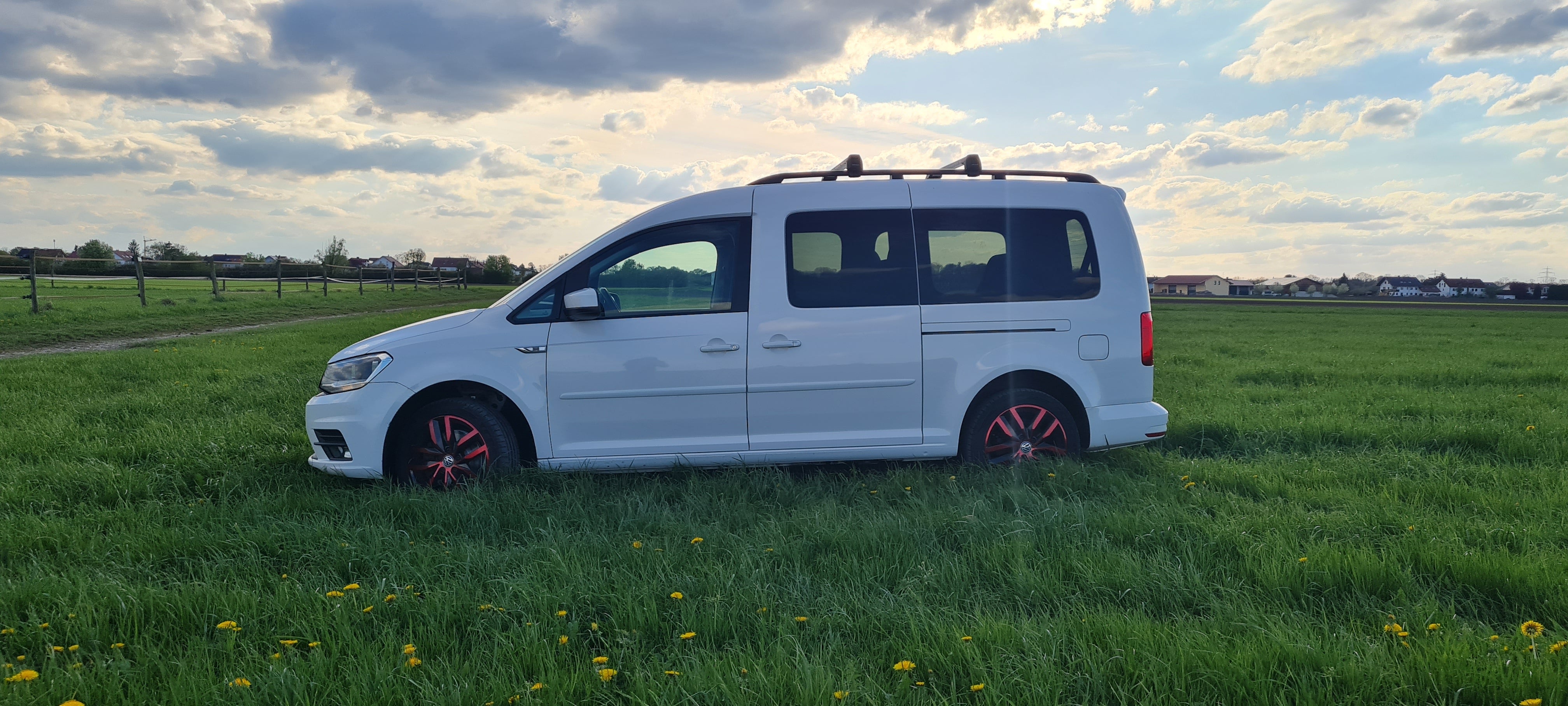 VW Caddy Maxi 7-Sitzer DSG – 2