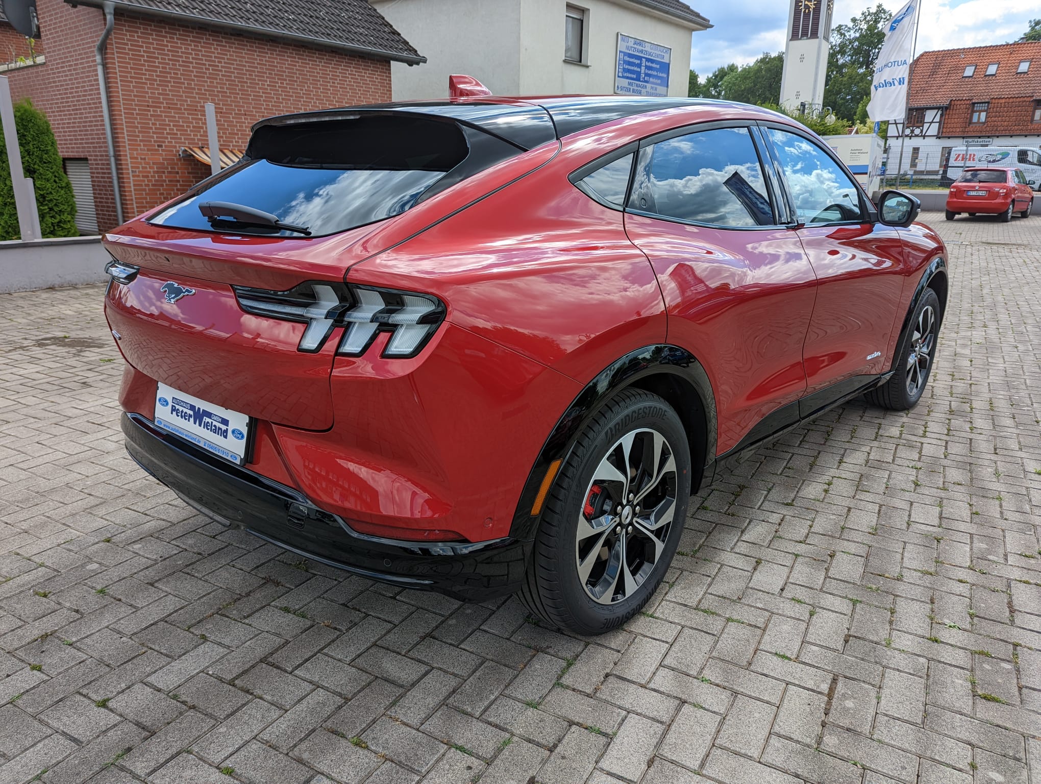 Ford Mustang Mach-E Vollelektrisch – 2