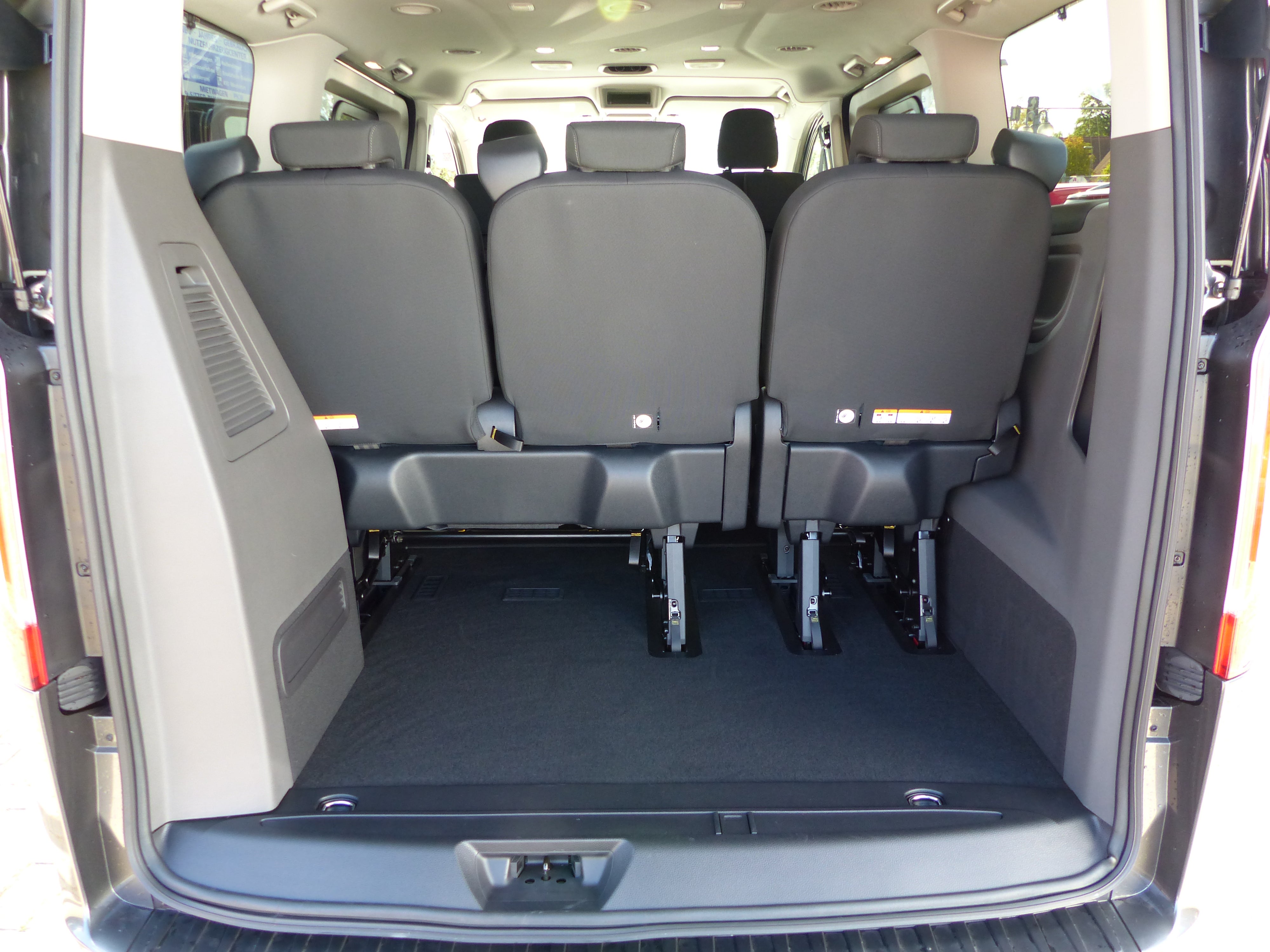 Ford Tourneo Custom Titanium – 3