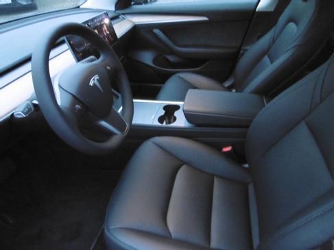 Modell 3 Standard Range Plus Rear-Wheel Drive – 2