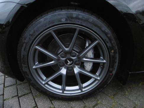 Modell 3 Standard Range Plus Rear-Wheel Drive – 4