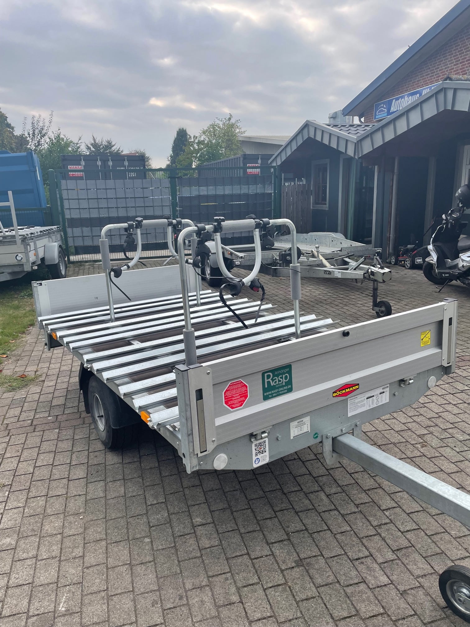 Fahrradtransportanhänger für 12 Fahrräder auch E-Bikes