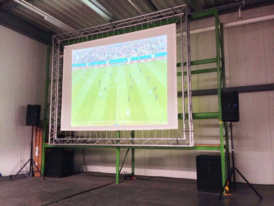 Videoprojektor / Beamer Sanyo PLC-XF 45 mit 10.000 Ansi-Lumen – 2