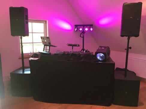 DJ-Tisch 200x100 cm aus Bühnenpodest – 3