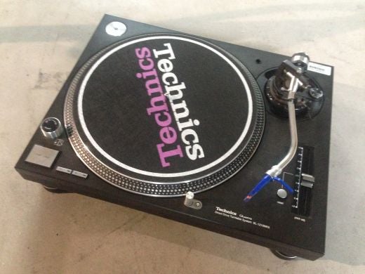 Plattenspieler Technics 1210 / 1200 MK5 – 4