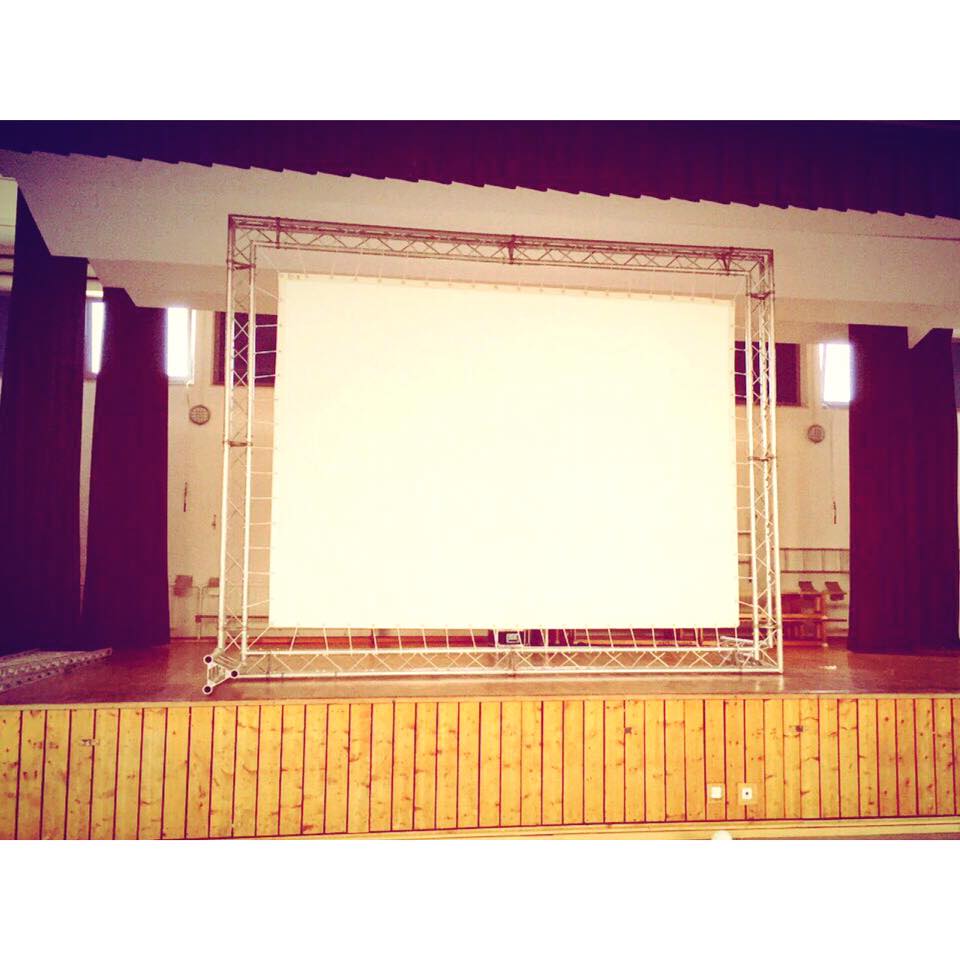 Großbildleinwand im Trussrahmen 400 x 290 cm – 3