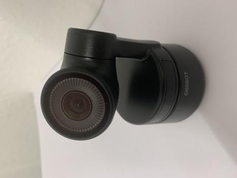OBSBOT Tiny - Webcam mit künstlicher Intelligenz (folgt automatisch, Auswahl und Zoom über Gesten)