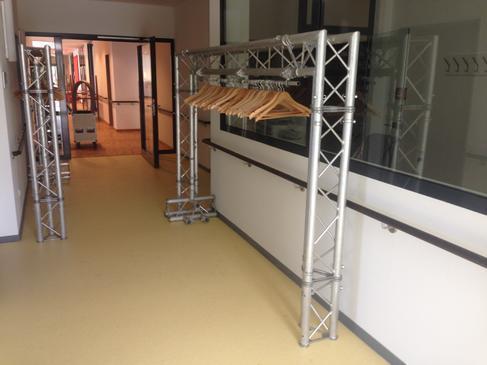 Design-Garderobenständer XXL (Kleiderständer) – 4