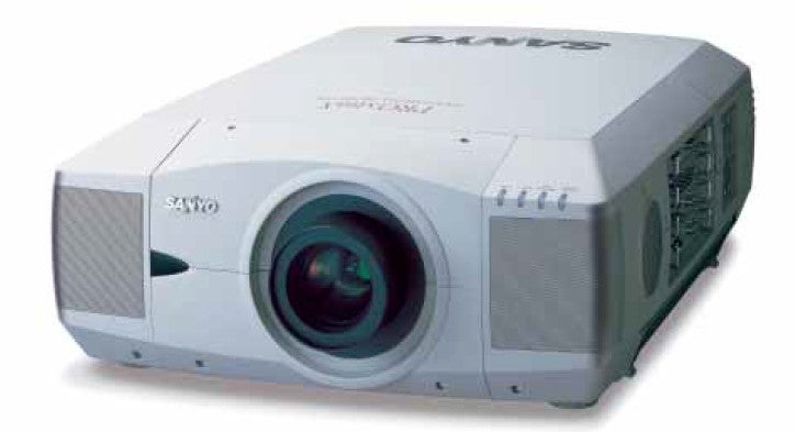 Videoprojektor / Beamer Sanyo PLC-XF 45 mit 10.000 Ansi-Lumen