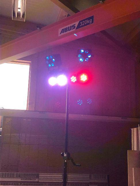 LED Bar CLB4 mit 4 flachen Spots und eingebauten Programmen – 4