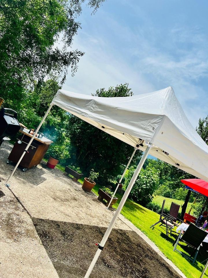 Faltpavillons 3x3m 6x3m 4,5x3m in Hilzingen mieten – Camaevent