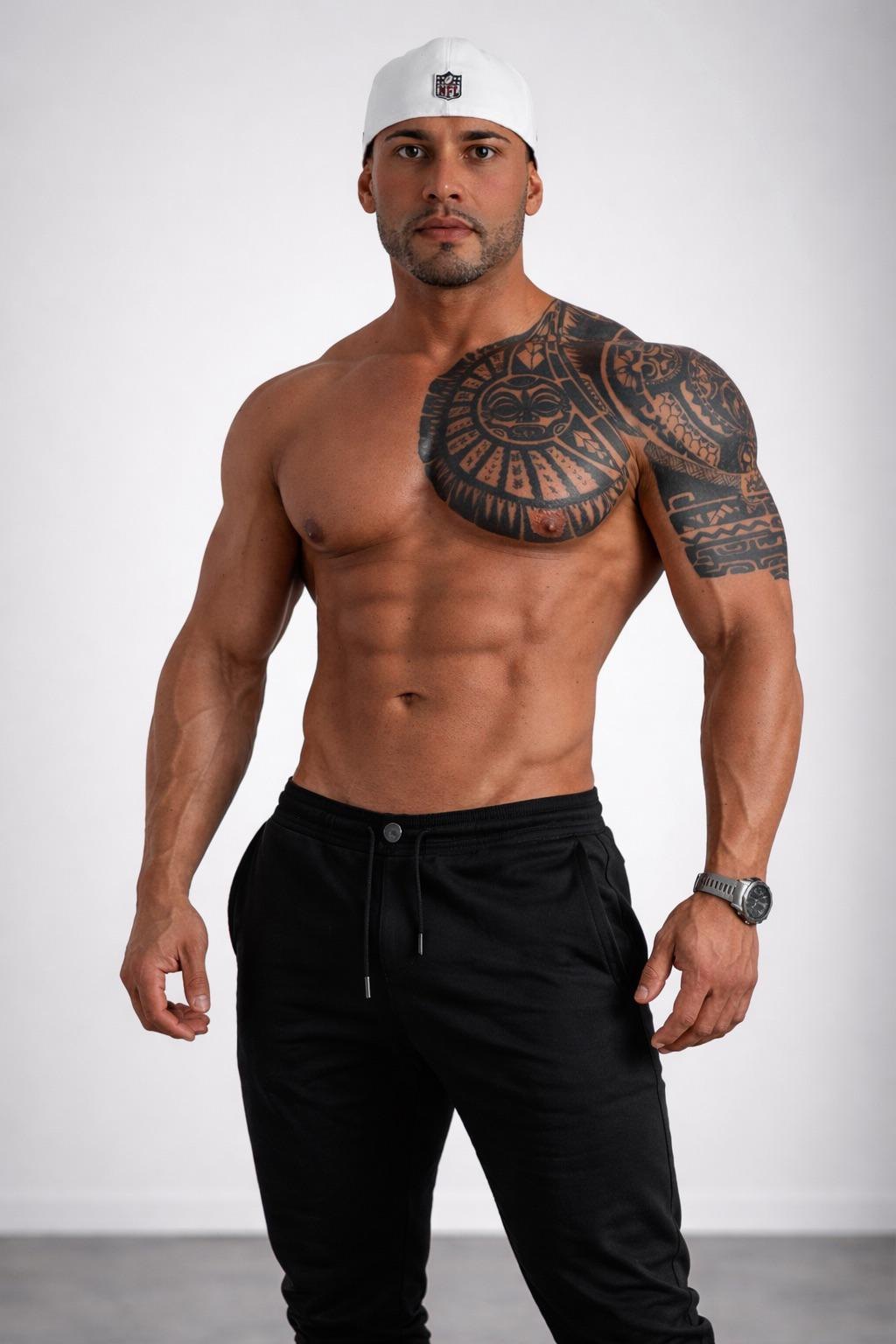 Stripper ARIN mieten - der Traummann mit mega Body buchen