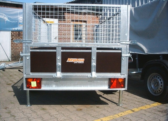 Kastenanhänger -Offenerkasten mit Gitter – 3