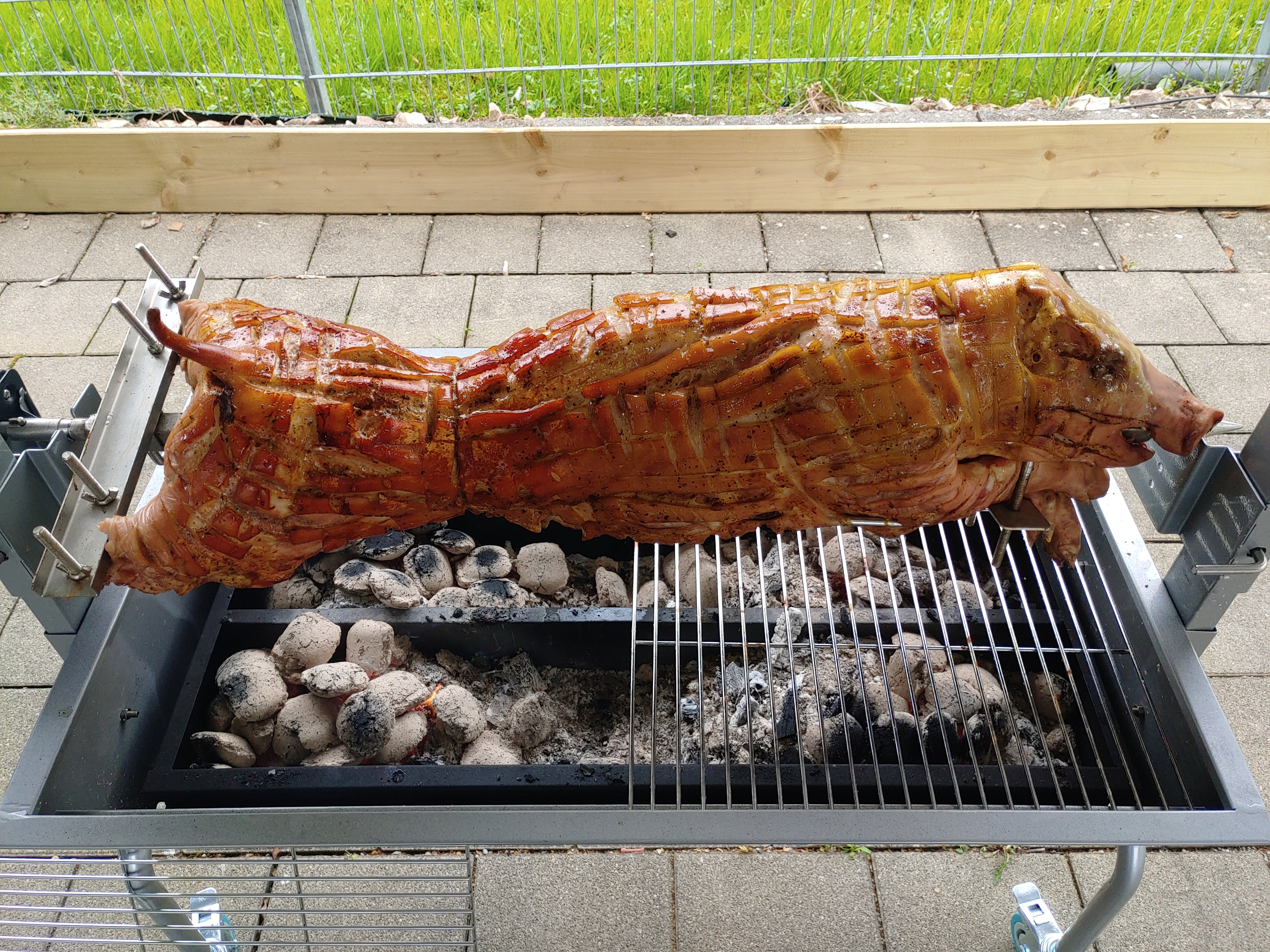 Spanferkelgrill Lammgrill Holzkohlegrill Drehgrill – 2