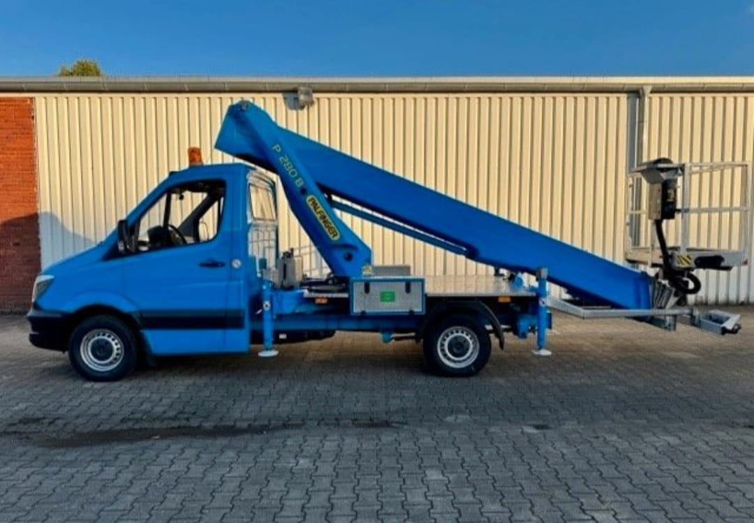 Arbeitsbühne Hubsteiger Hebebühne Mieten Leihen 3,5t 22m – 2