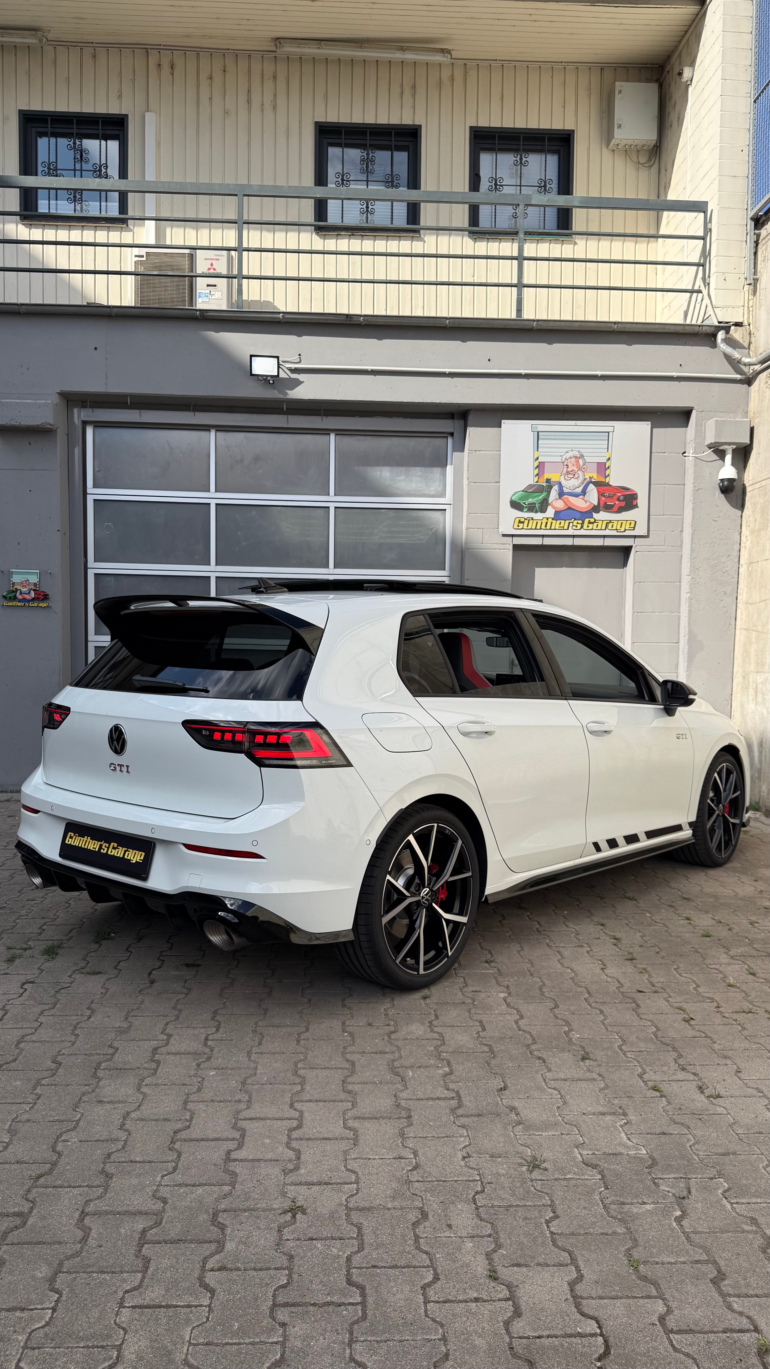VW Golf 8.5 GTI Clubsport V4 300 PS | ab 18 Jahren | Sportwagen mieten | Sportwagenvermietung | Auto mieten | Autovermietung | Hochzeitsauto – 3
