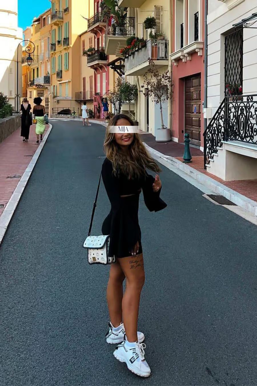 Escort Lia Köln buchen – High Class Begleitung – 2