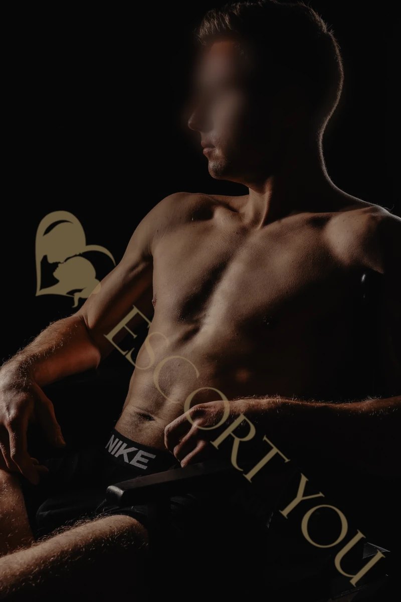 Callboy Hannover buchen – Max | High Class Escort – 4