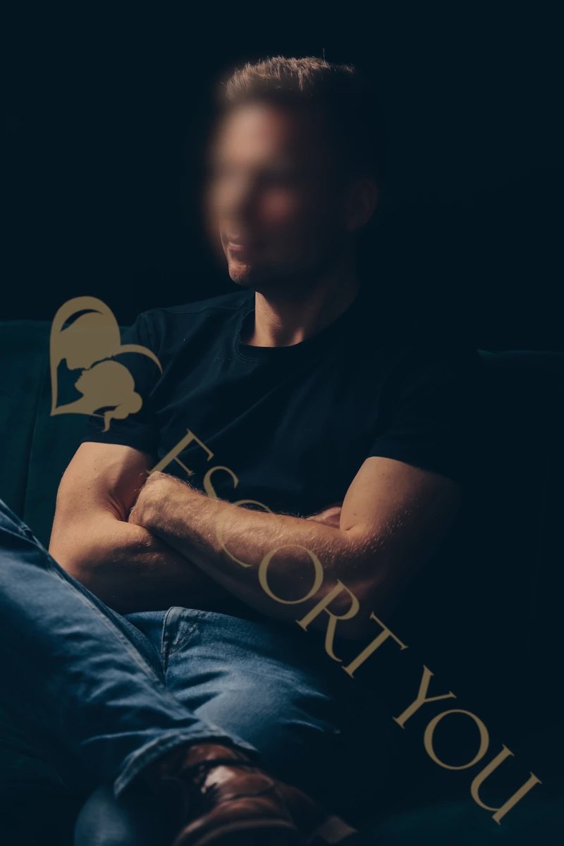 Callboy Hannover buchen – Max | High Class Escort – Thumbnail 6