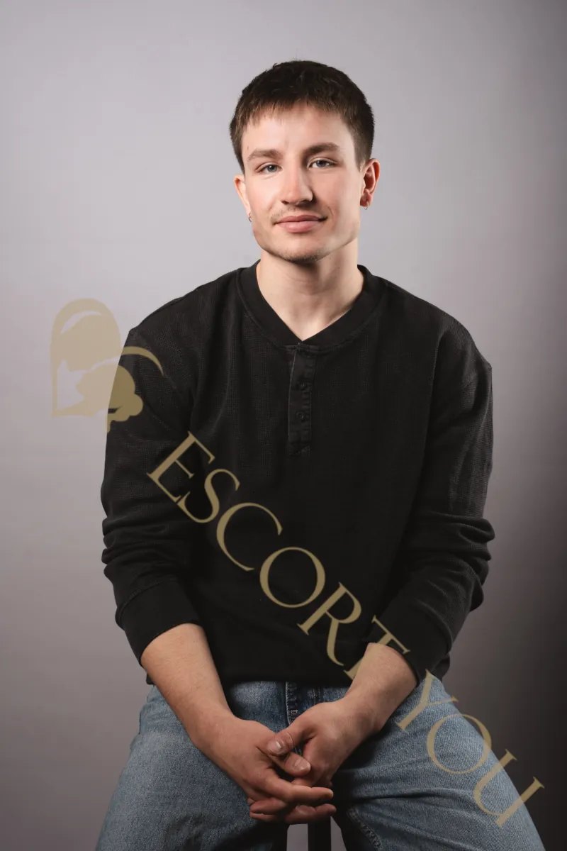 Callboy Köln buchen – Julien | High Class Escort – Thumbnail 6