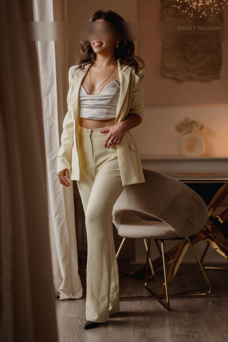 Escort Josie Berlin – High Class Begleitung – 2