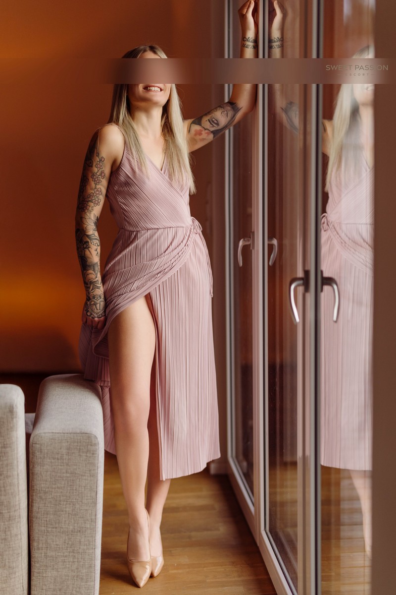 Escort Ellie Düsseldorf – High Class Begleitung – 4