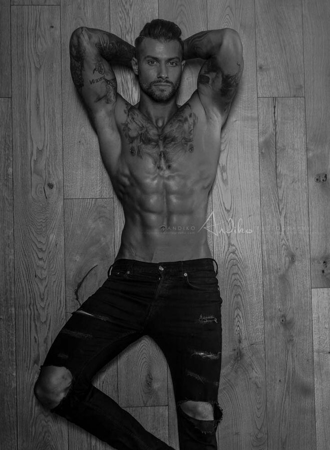 Stripper Mike Düsseldorf buchen – Stripshow & Showact – 3