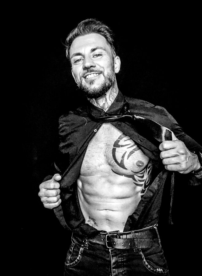 Stripper Calvin Flames Dresden buchen – Stripshow & Showact – 3