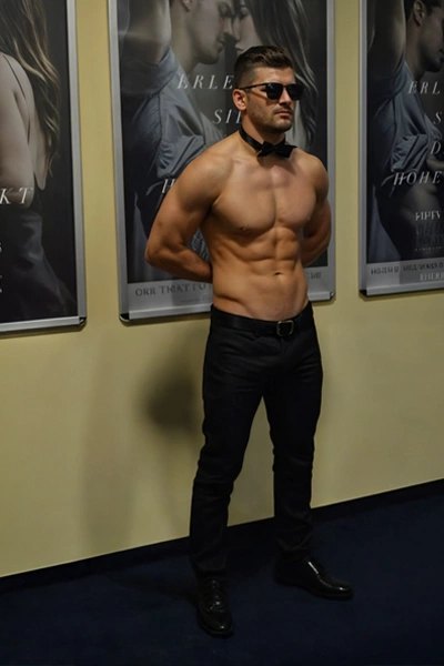 Stripper Serge Guetersloh buchen – Stripshow & Showact – 4