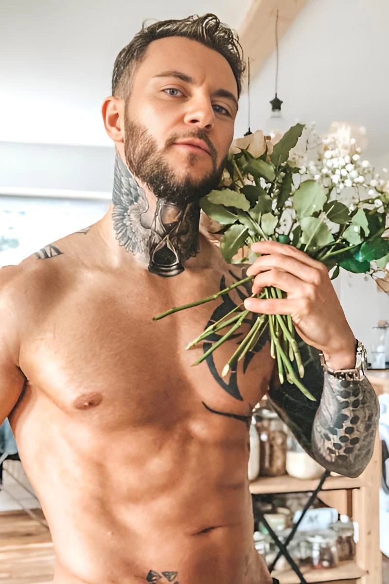 Stripper Bjoern Dresden buchen – Stripshow & Showact – Thumbnail 6