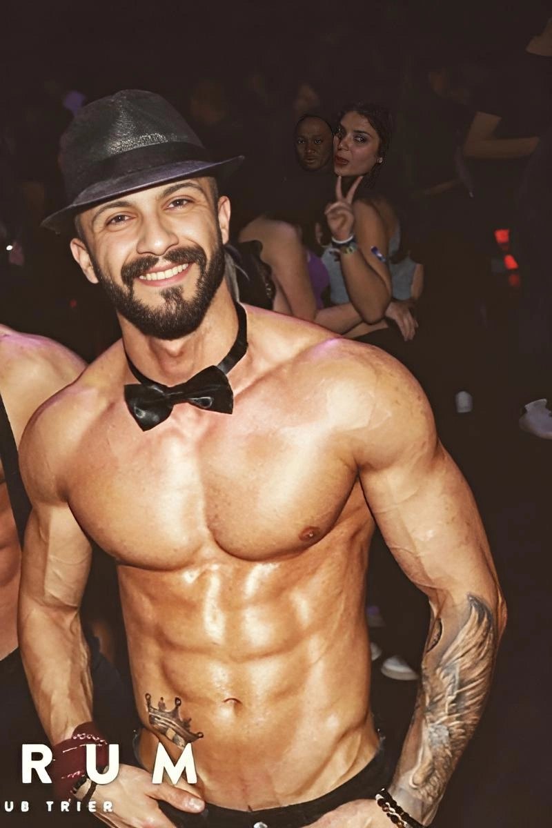 Stripper Aras Köln buchen – Stripshow & Showact – 3