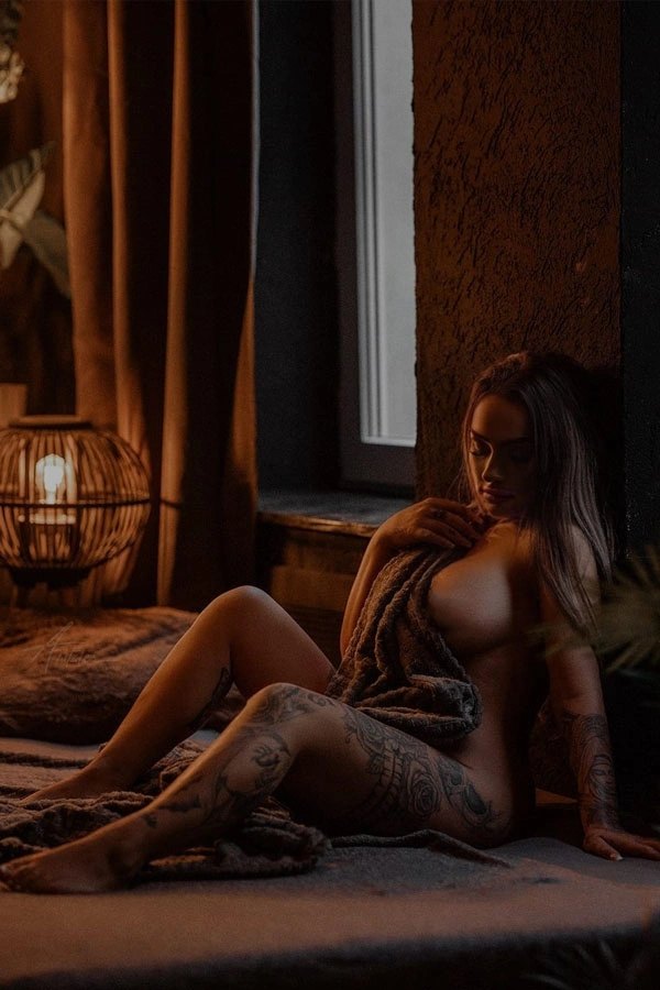 Stripperin Larissa Lingen buchen – Stripshow & Showact – Thumbnail 8