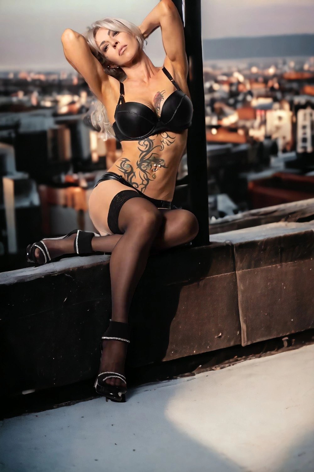 Stripperin Vivian Koblenz buchen – Stripshow & Showact – 3