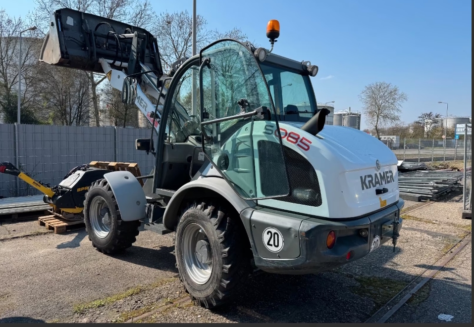 Radlader Kramer 5085 mit Klappschaufel