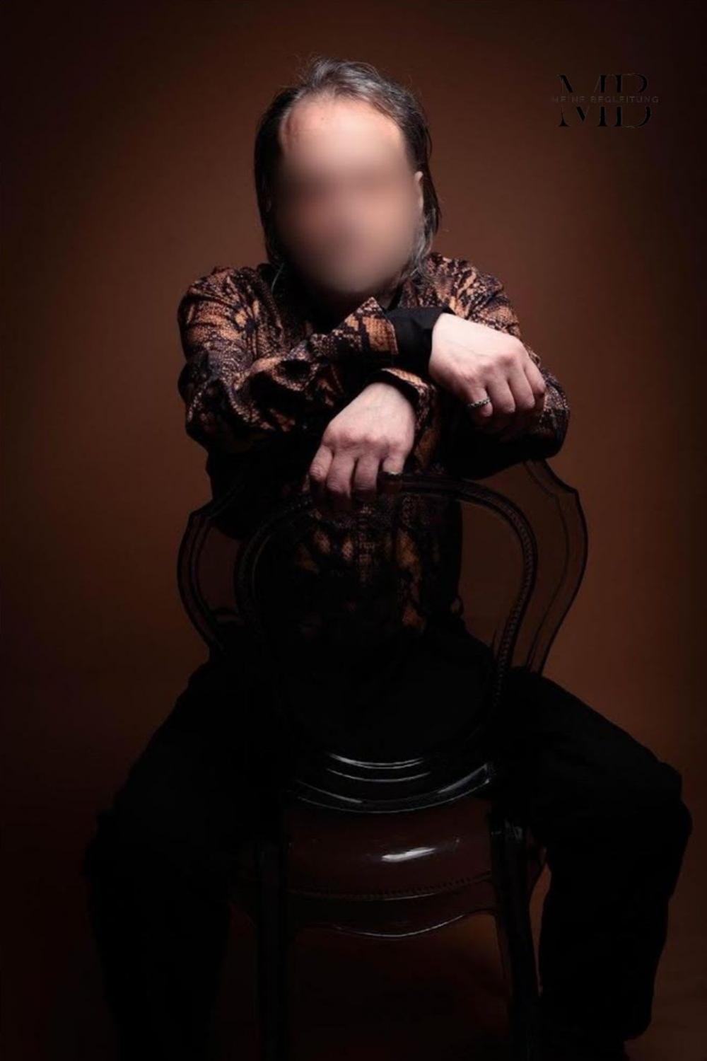 Escort Gordon aus Koblenz buchen – High Class Begleitung – 2