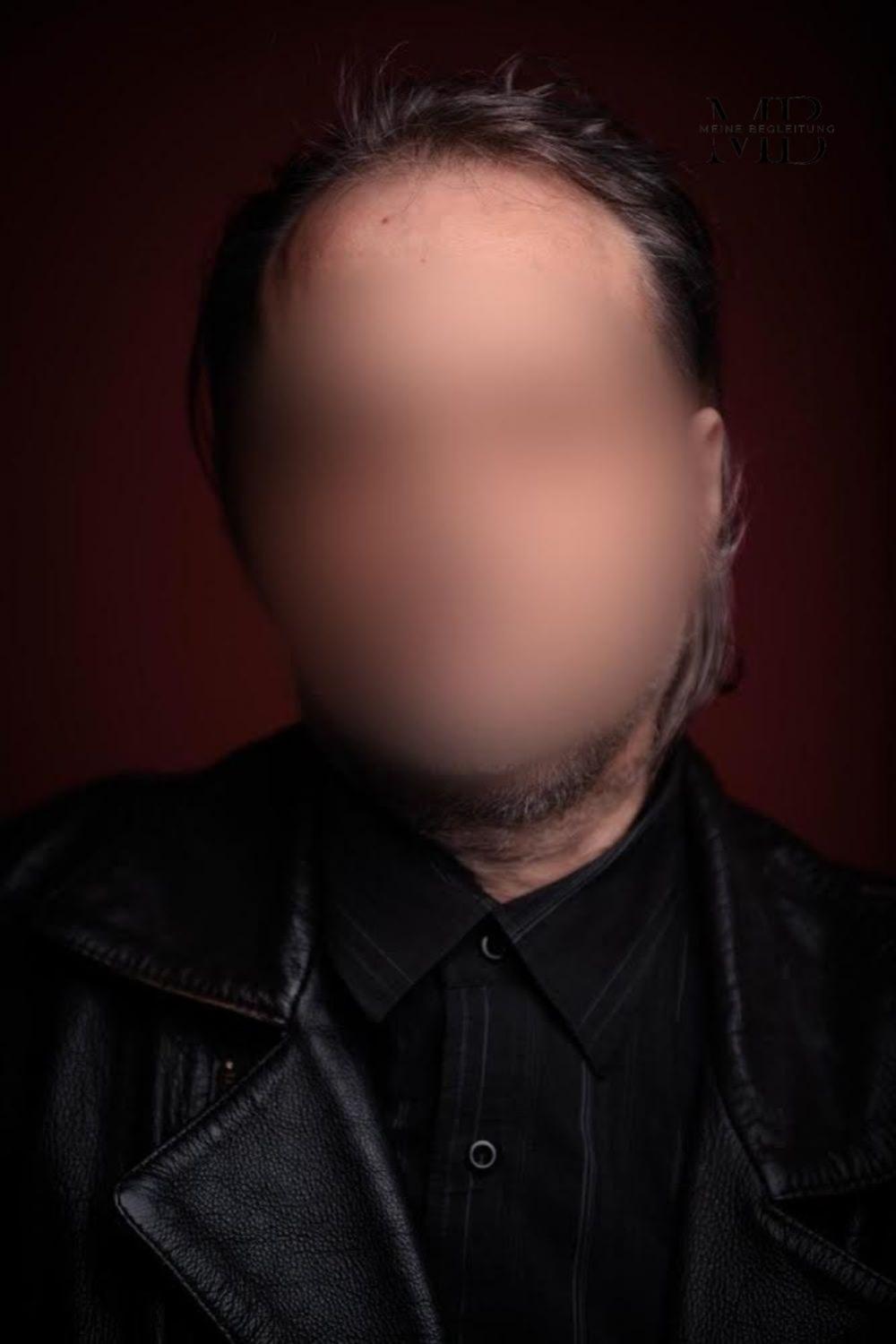 Escort Gordon aus Koblenz buchen – High Class Begleitung – 5