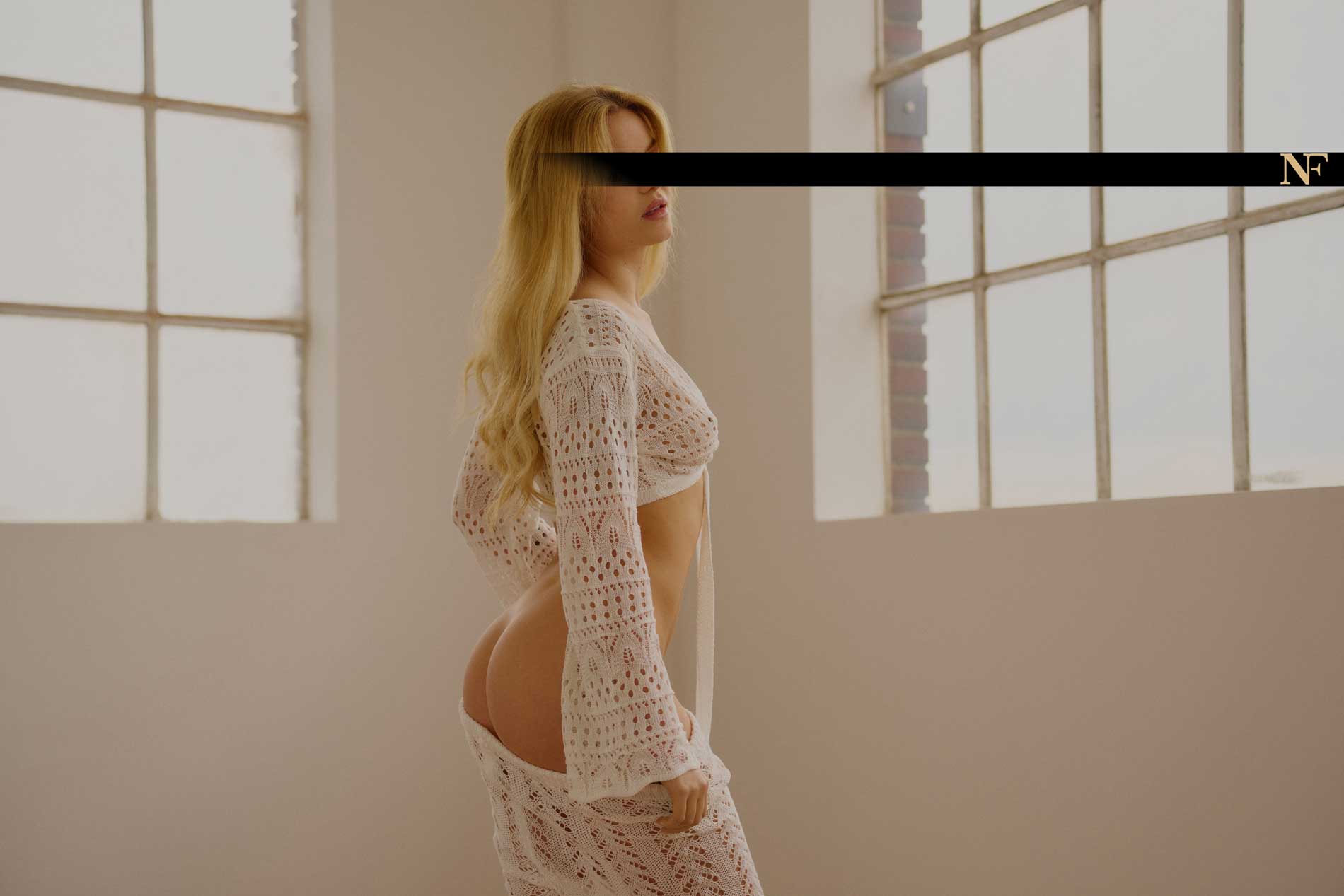 Escort Louisa Hamburg buchen – High Class Begleitung – Thumbnail 6