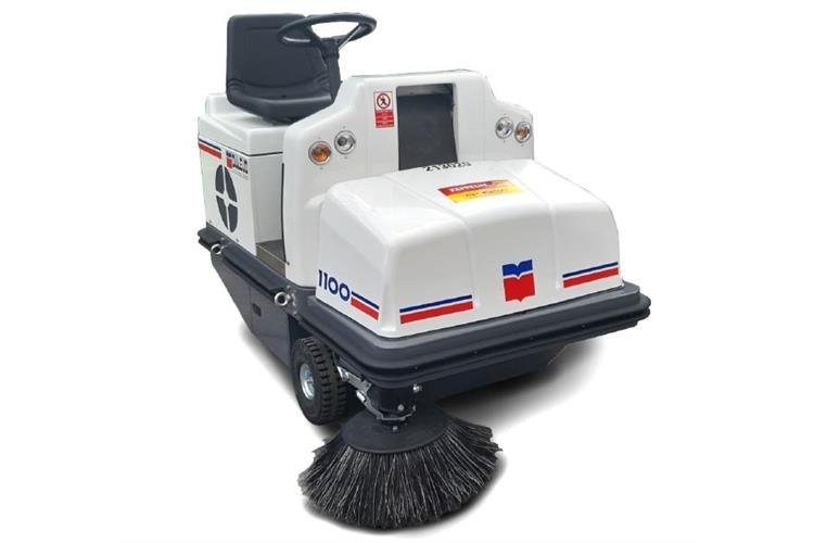 Kehrsaugmaschine Dulevo 1100 D, Diesel mieten