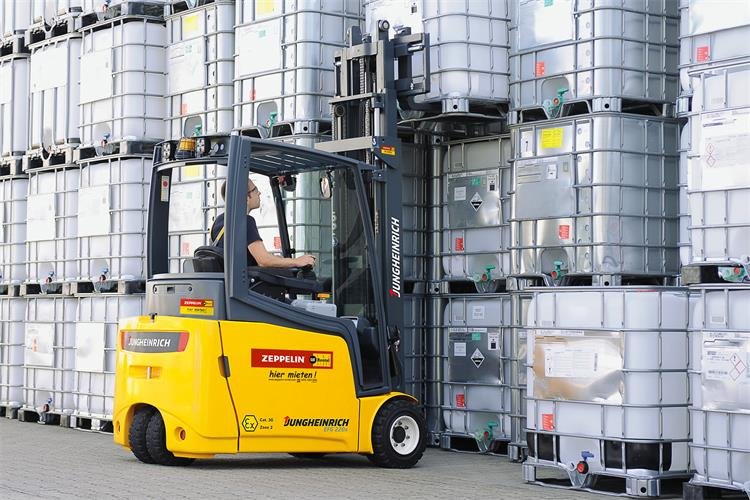 Elektro-Dreiradstapler Jungheinrich EFG220 2,0t mieten