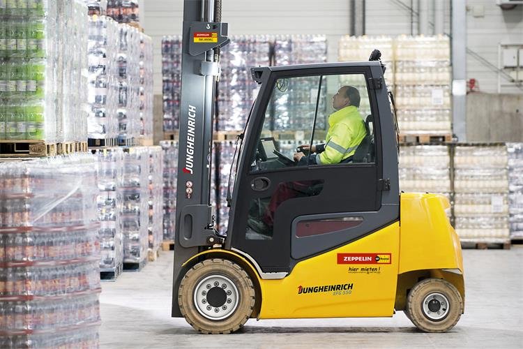 Elektro-Vierradstapler Jungheinrich EFG550s 4,9t mieten