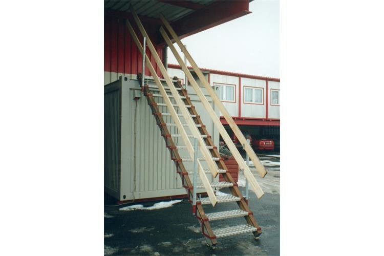 Bautreppe 14-stufig, Scherensystem Stahl mieten