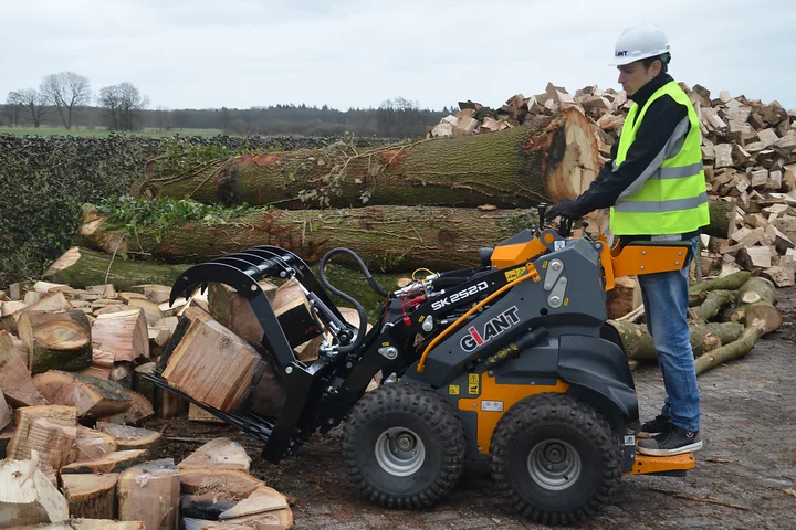 GS900 mieten
