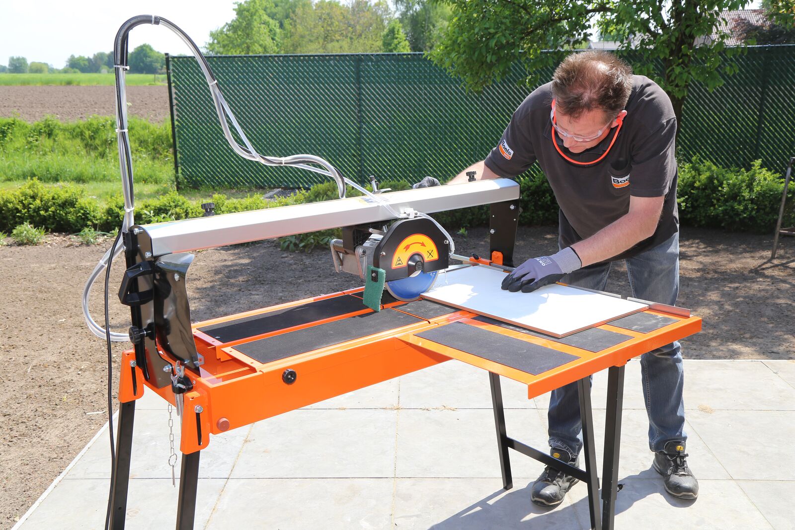 Fliesenschneider - 900mm - 230V mieten