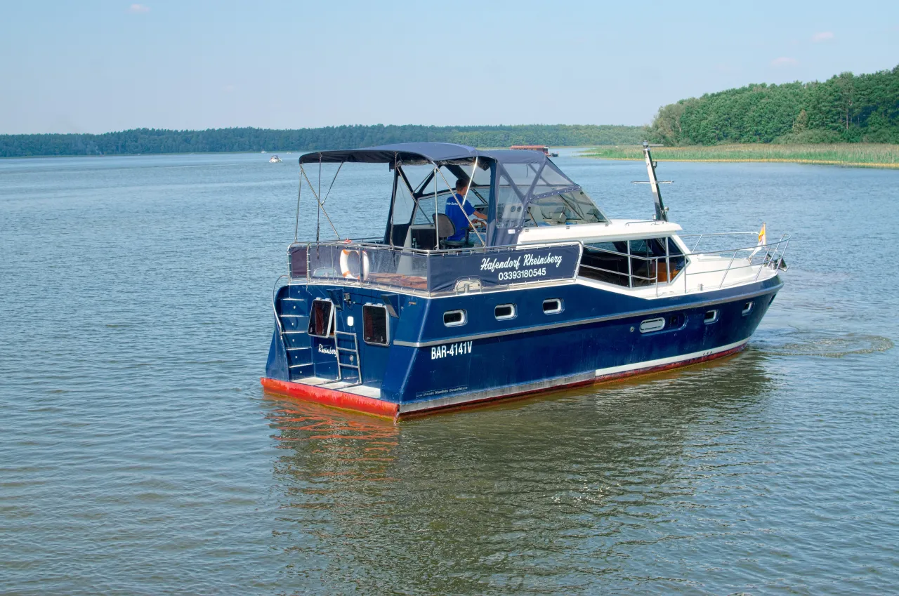 Stahl-Motoryacht Renal 36 Variante 2 kabinen "Carlotta" mieten – 3