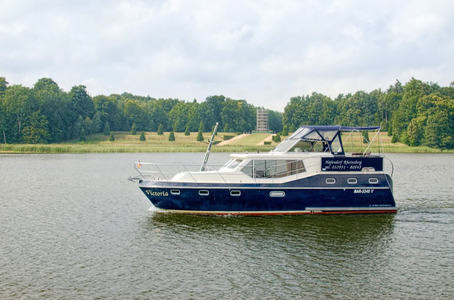 Stahl-Motoryacht Renal 36 3 kabinen "Victoria" mieten – 2