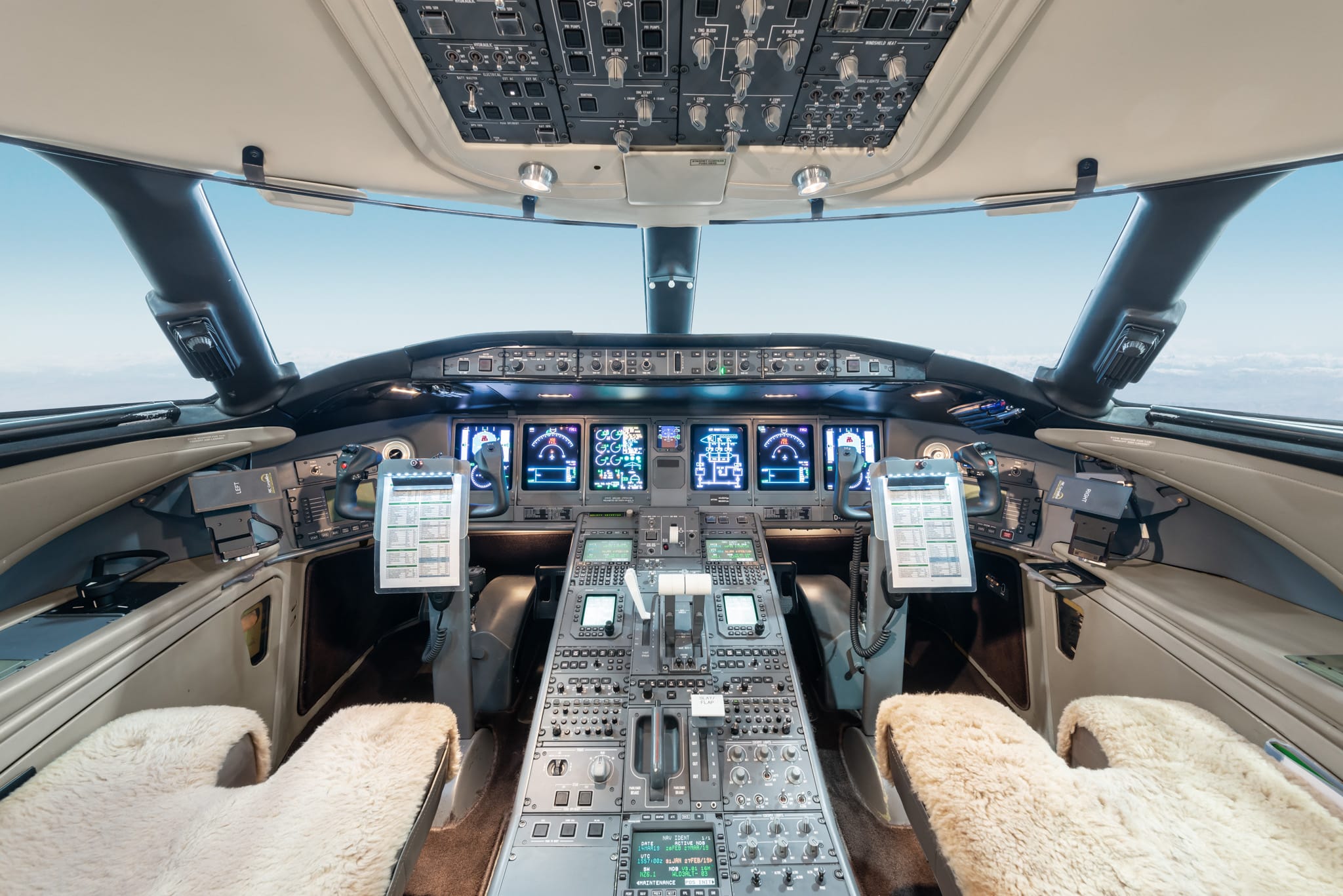 Privatjet Global Express D-ACEV chartern / mieten – 2